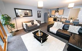 2 Bedroom Sleeps 6 City Centre